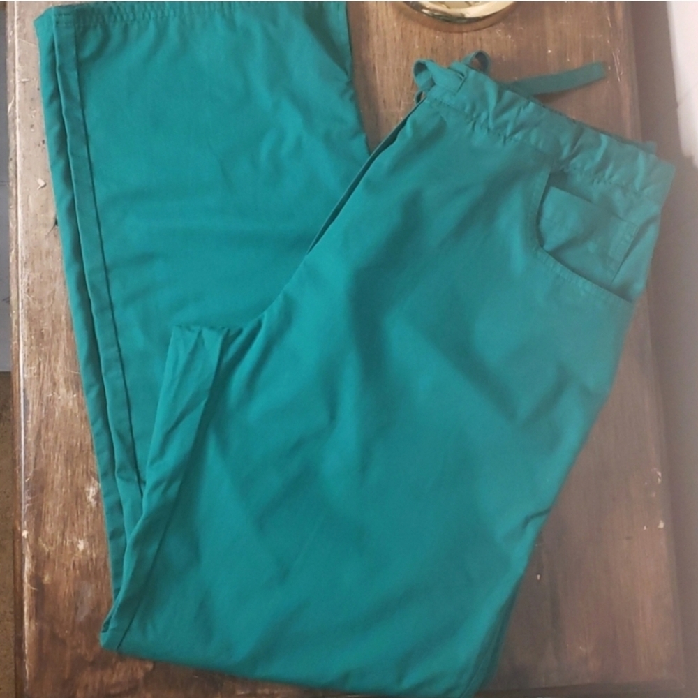 Healing Hands Scrub Bottoms Emerald Green Women's size M